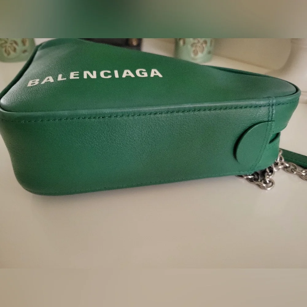 Balenciaga Triangle Leather bag - Picture 5 of 16